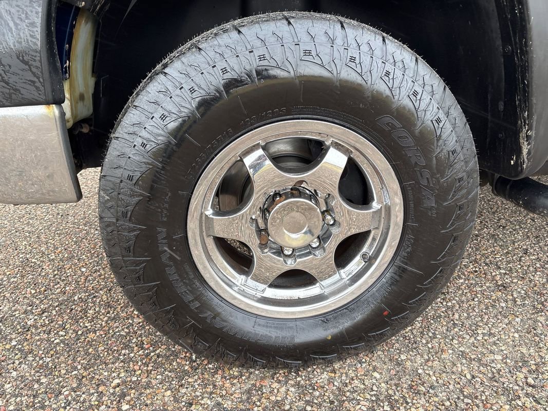 Used 2001 Chevrolet Silverado 2500 LS image 23