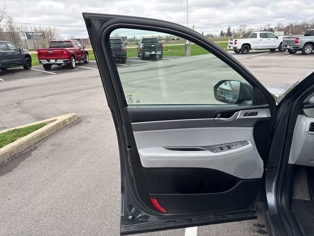 Used 2022 Hyundai Palisade SEL w/ 8P Bench Seat Package image 13