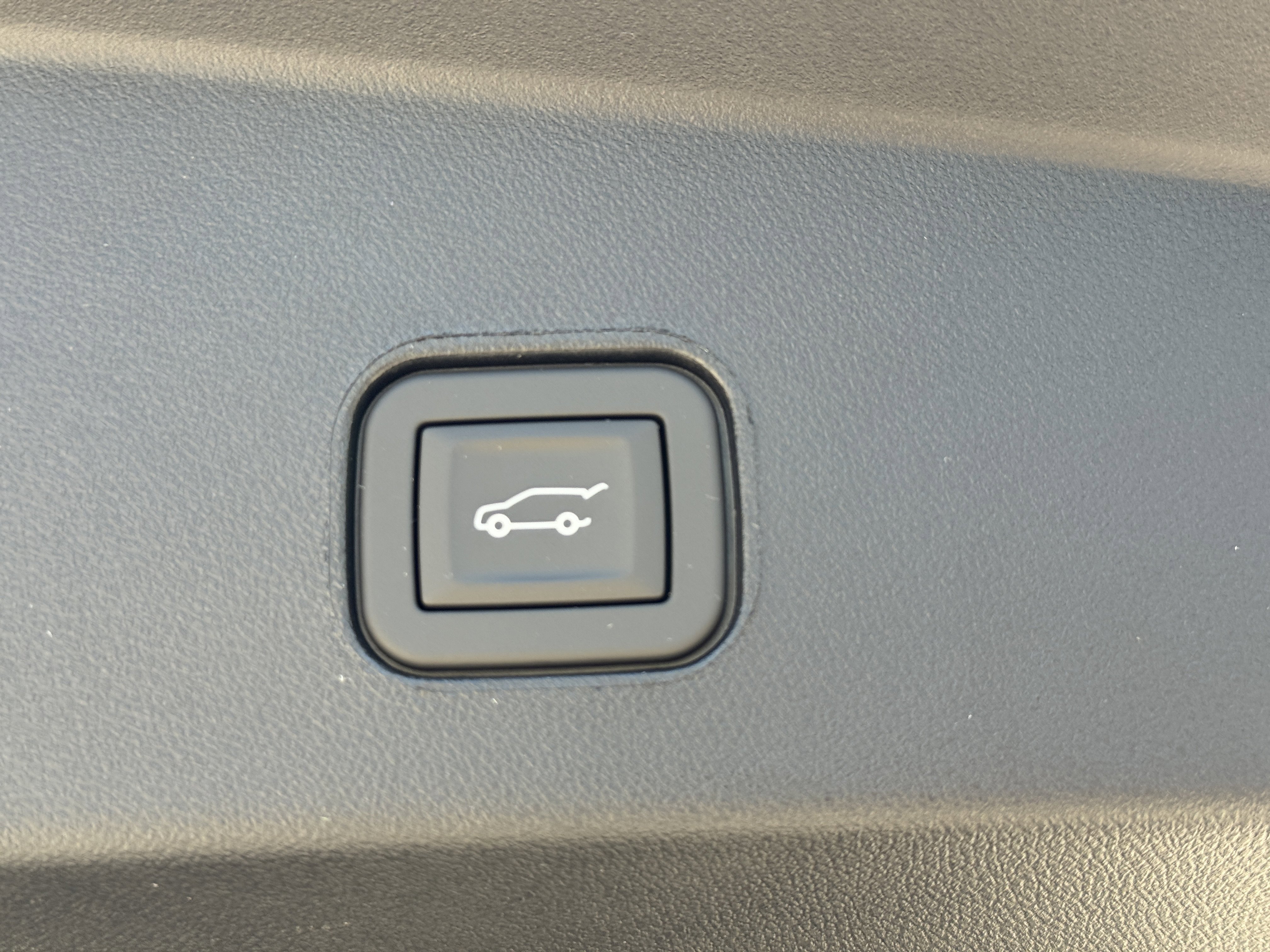 New 2026 Cadillac Lyriq Sport image 12