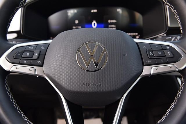 Used 2025 Volkswagen Taos S image 18