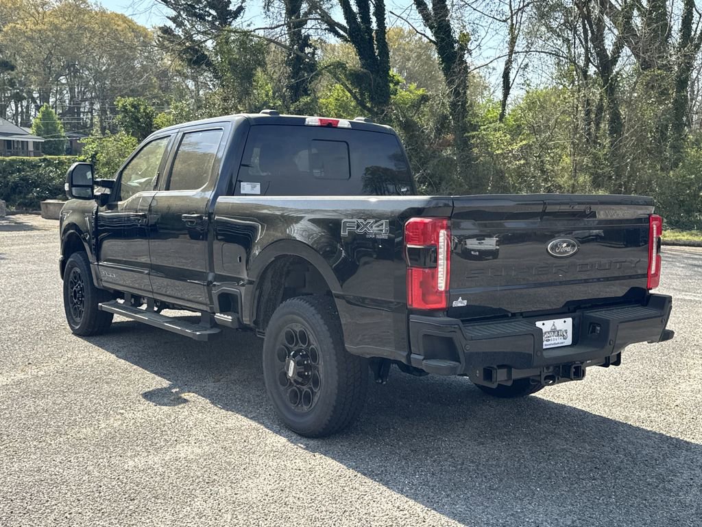 New 2026 Ford F250 Lariat w/ Black Appearance Package image 5