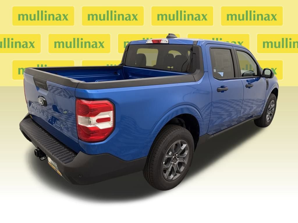 New 2025 Ford Maverick XLT FWD image 3
