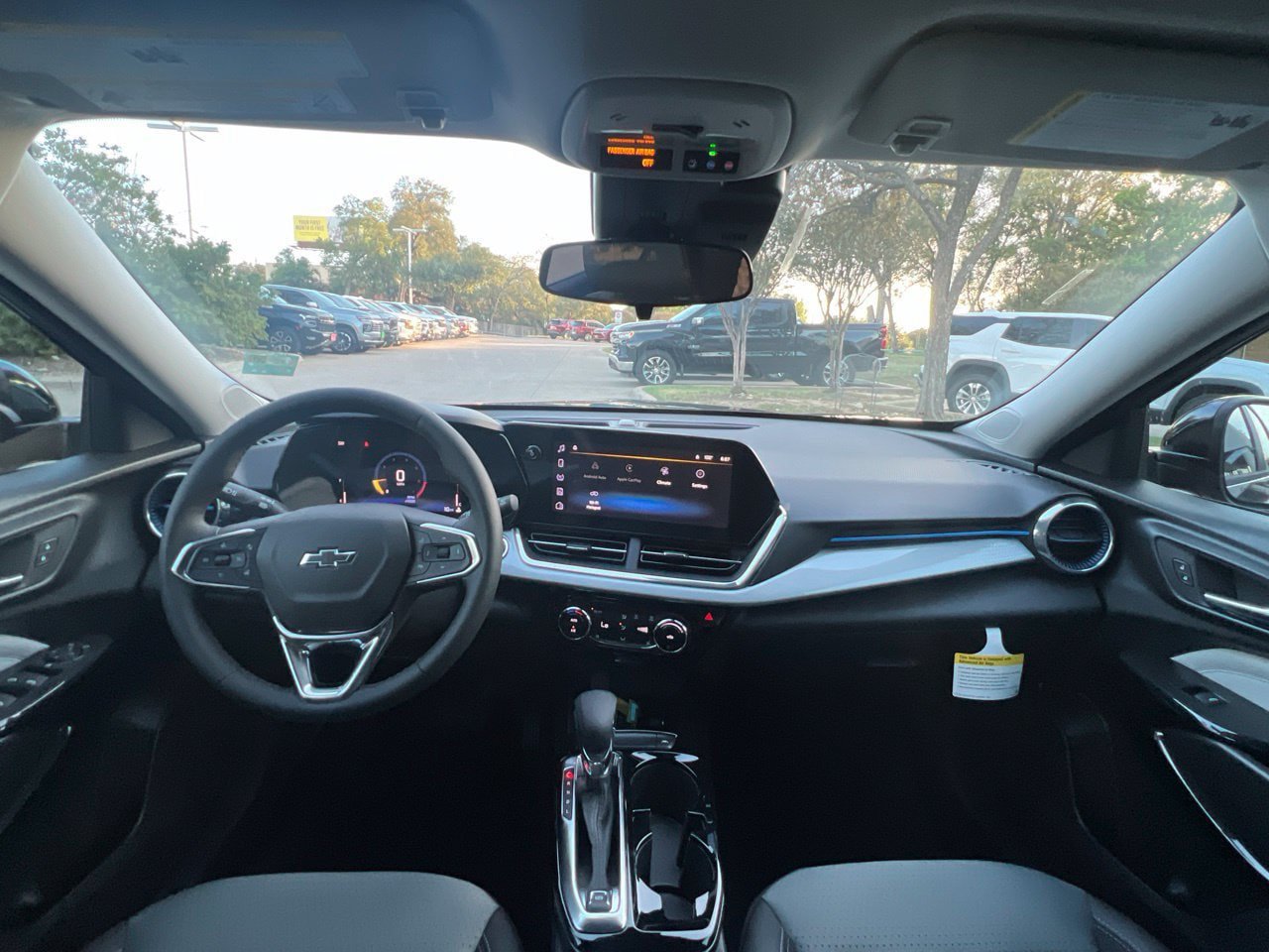 New 2026 Chevrolet Trax LT w/ Driver Confidence Package FWD image 12