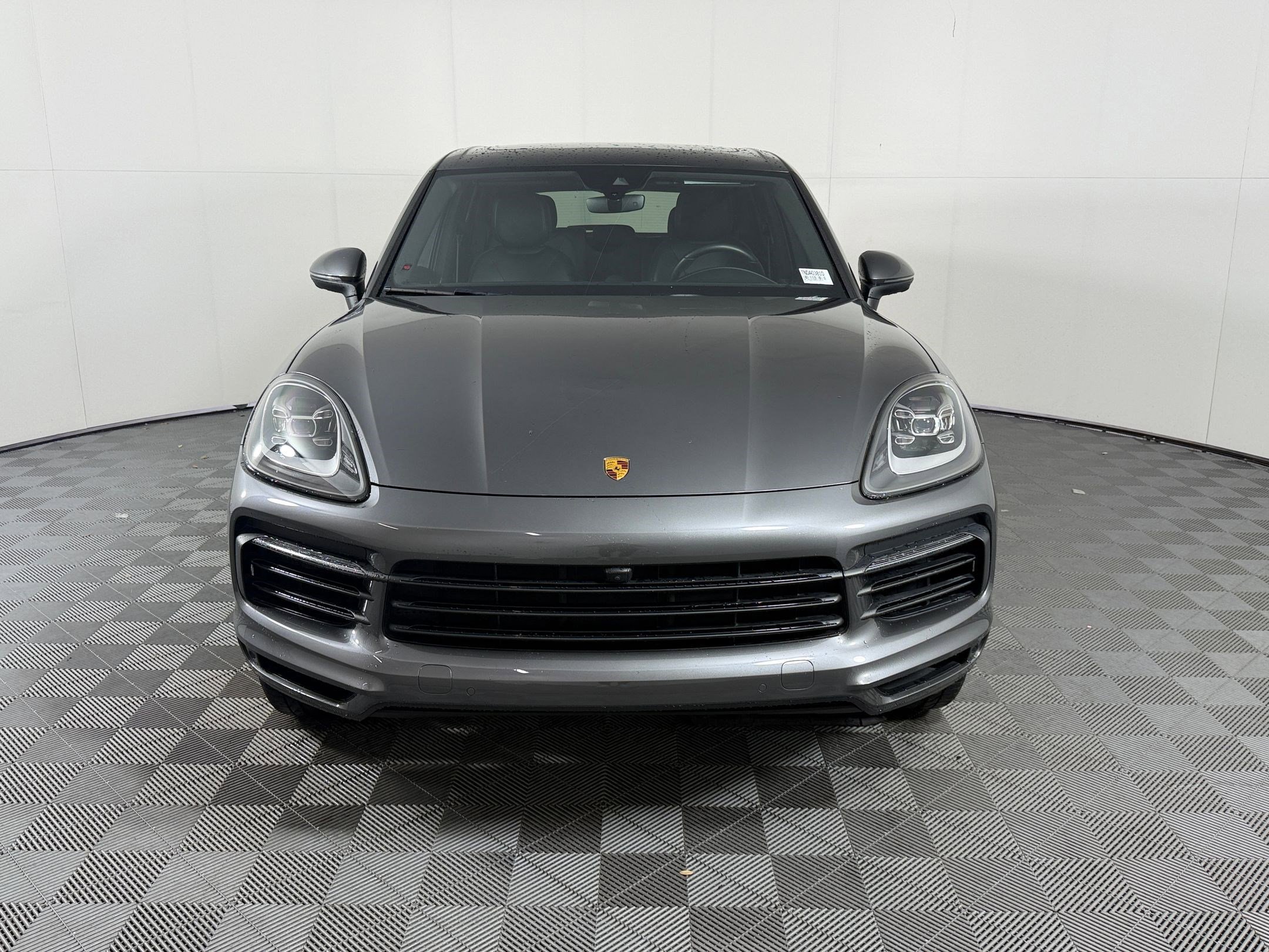 Used 2022 Porsche Cayenne AWD/4WD image 6