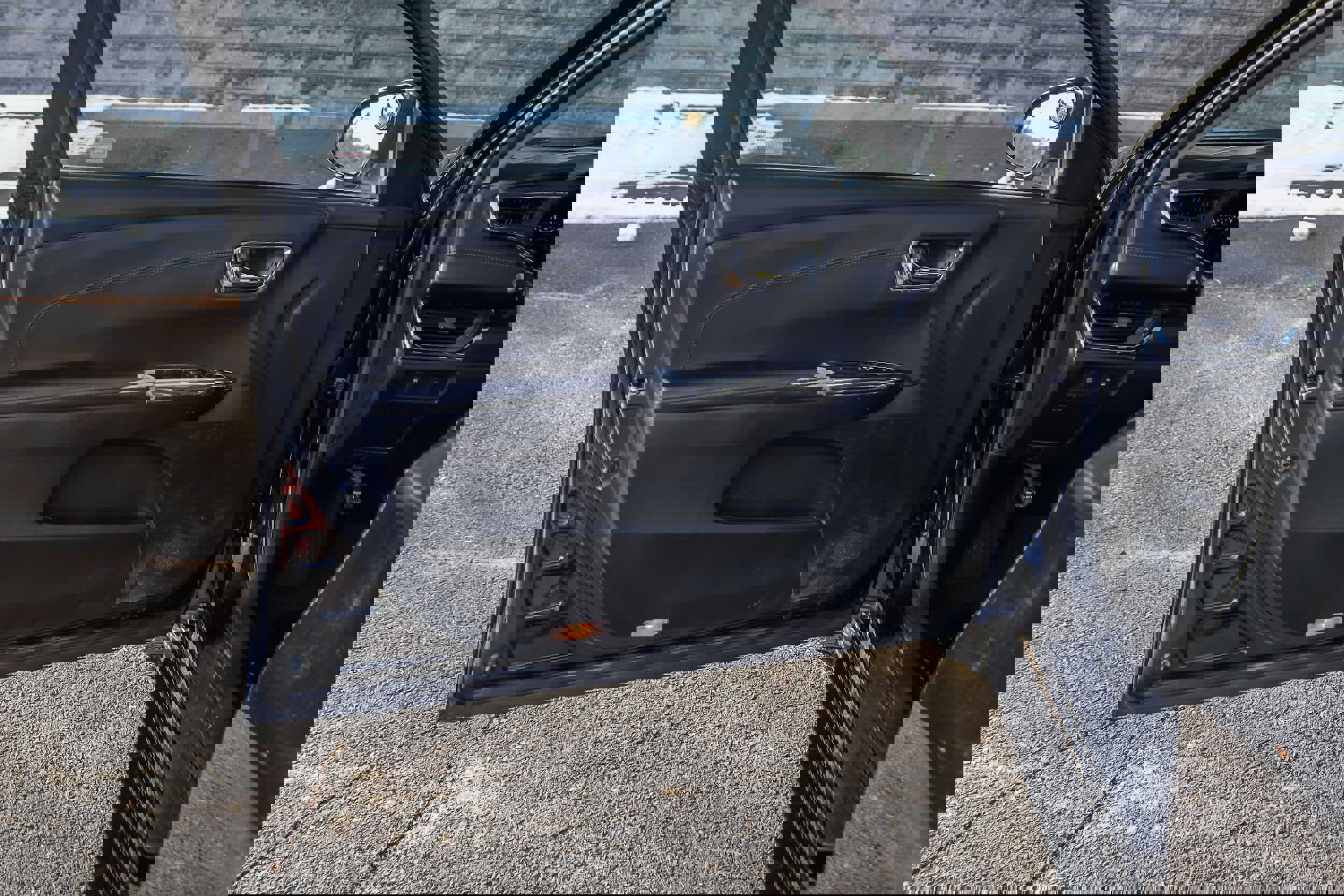 Used 2016 Toyota Avalon XLE image 22