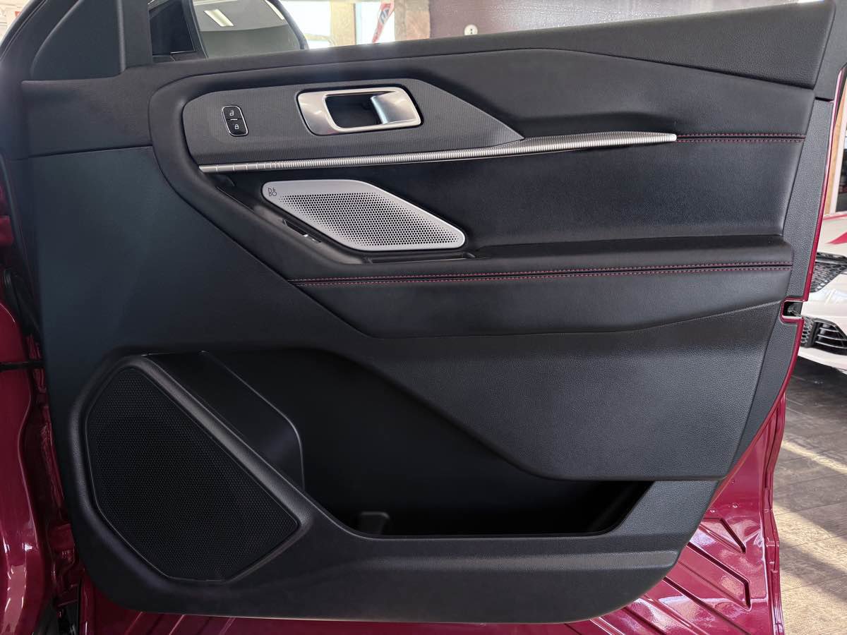 Used 2026 Ford Explorer ST w/ Sun And Sound Package image 41