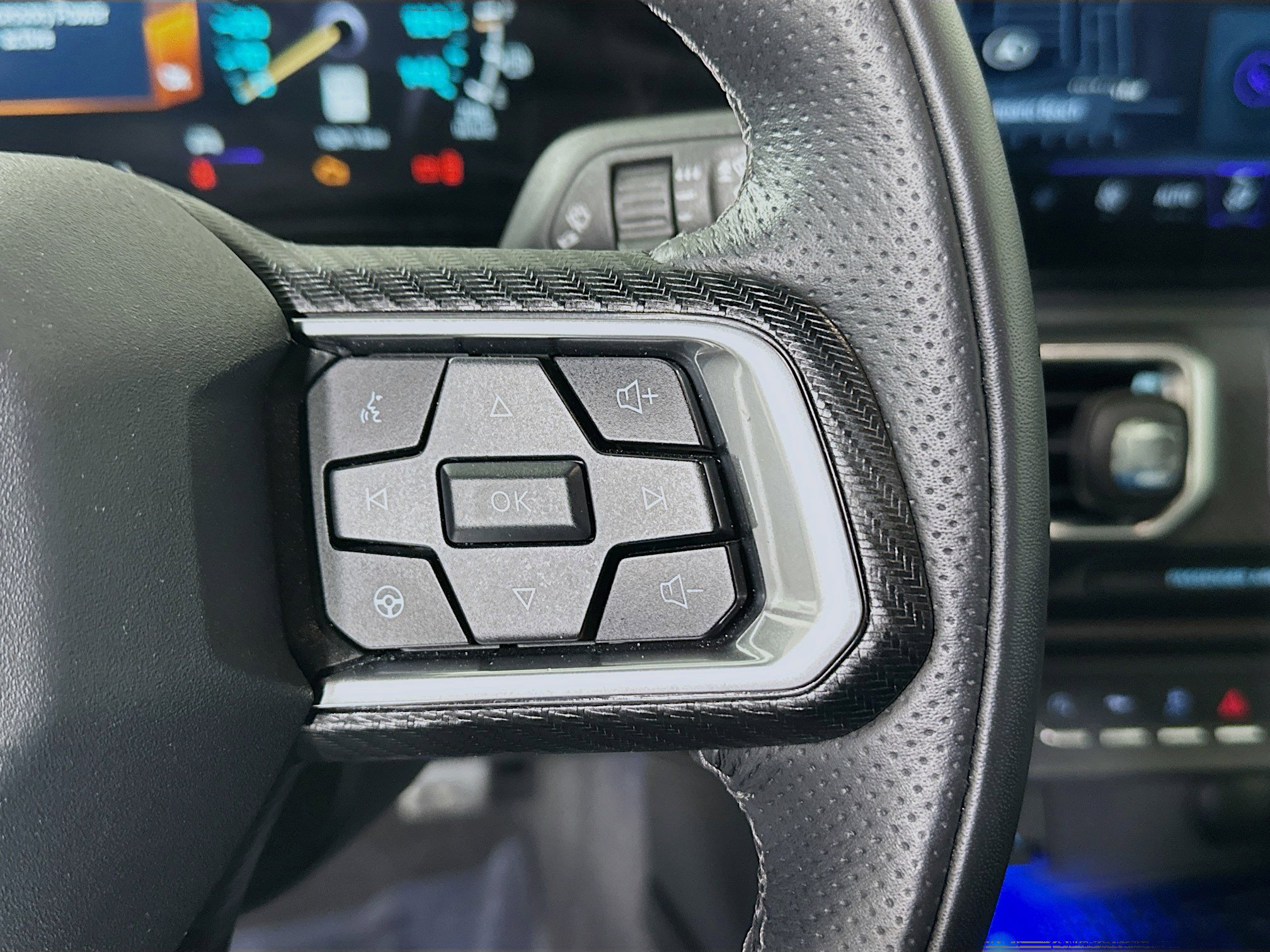 Used 2024 Ford Mustang Premium image 17