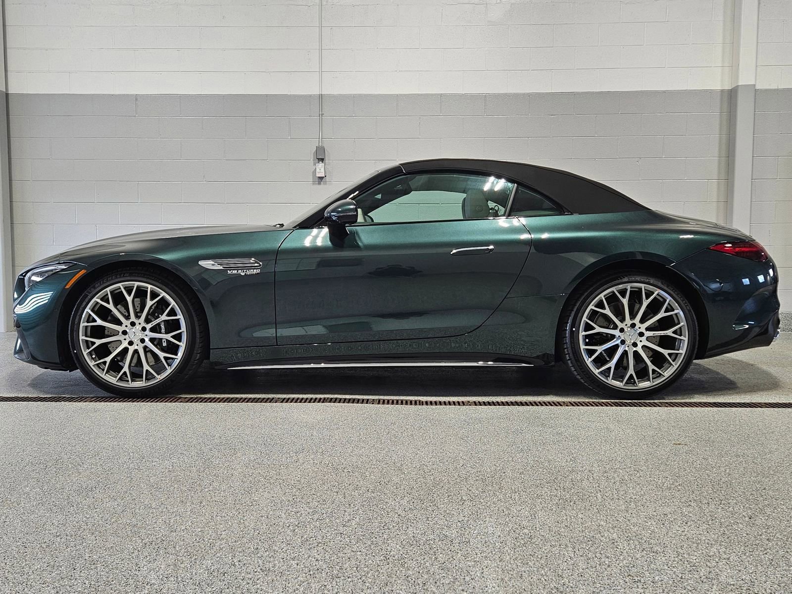 New 2026 Mercedes-Benz SL 55 AMG 4MATIC image 9