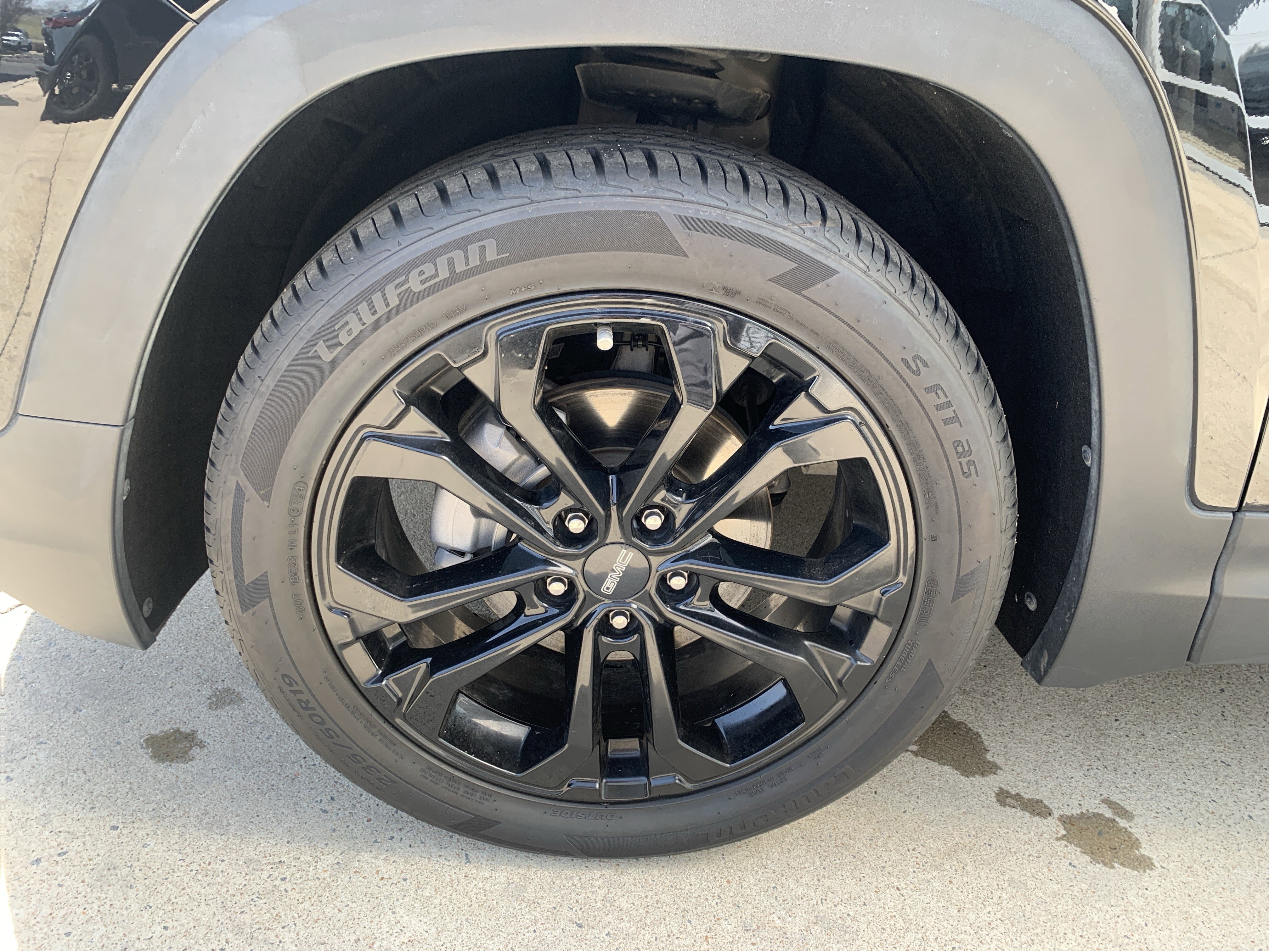 Used 2021 GMC Terrain SLE w/ Elevation Edition image 39