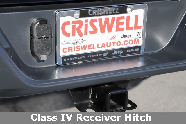 Used 2023 Jeep Gladiator Sport image 7