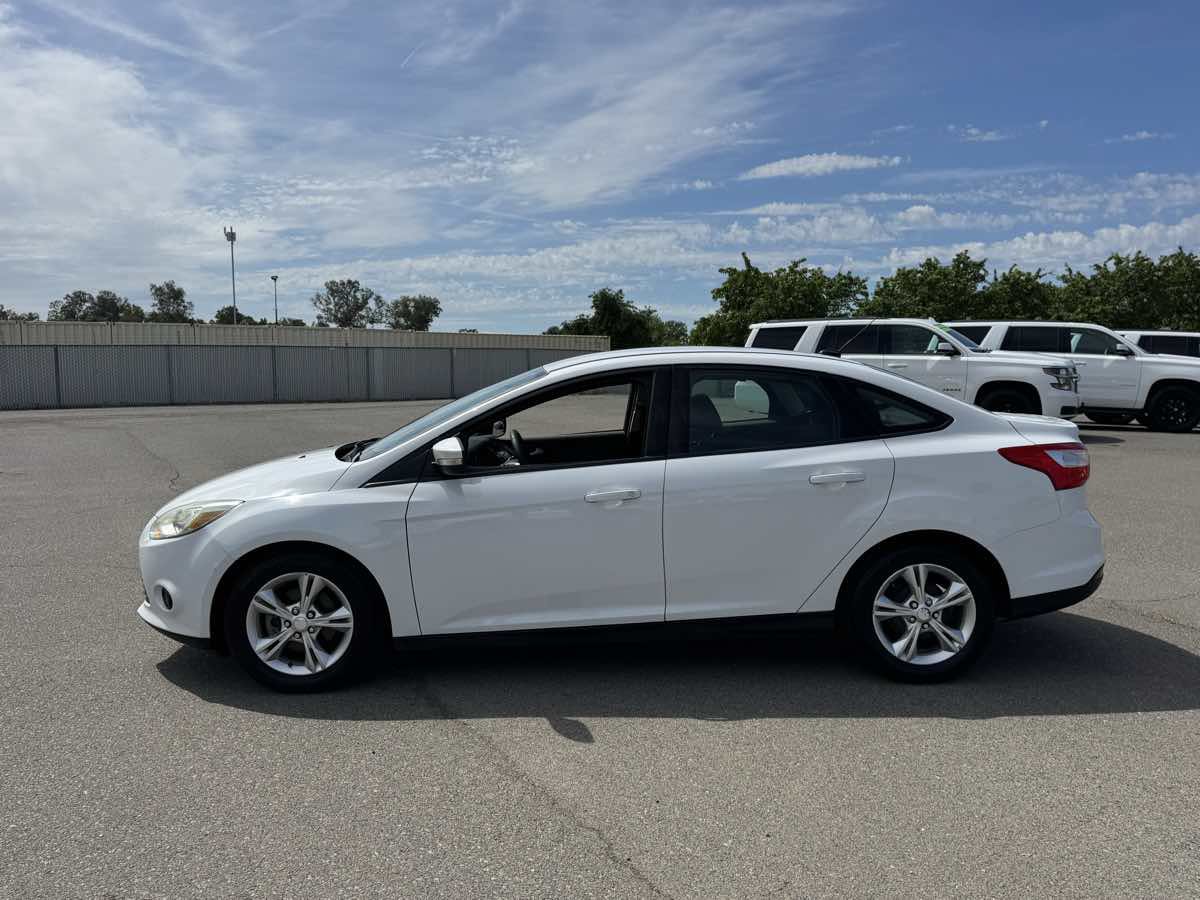 Used 2013 Ford Focus SE FWD image 6