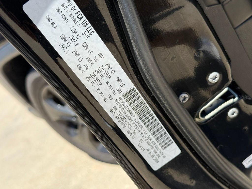 Used 2019 Jeep Compass Latitude AWD/4WD image 10