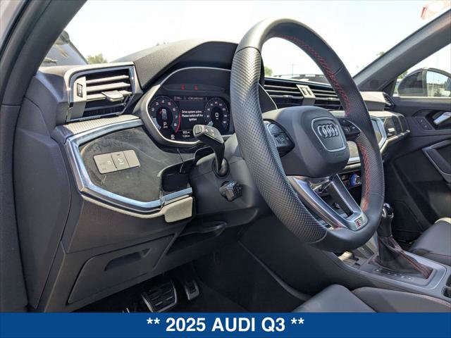 Used 2025 Audi Q3 2.0T Premium Plus AWD/4WD image 12