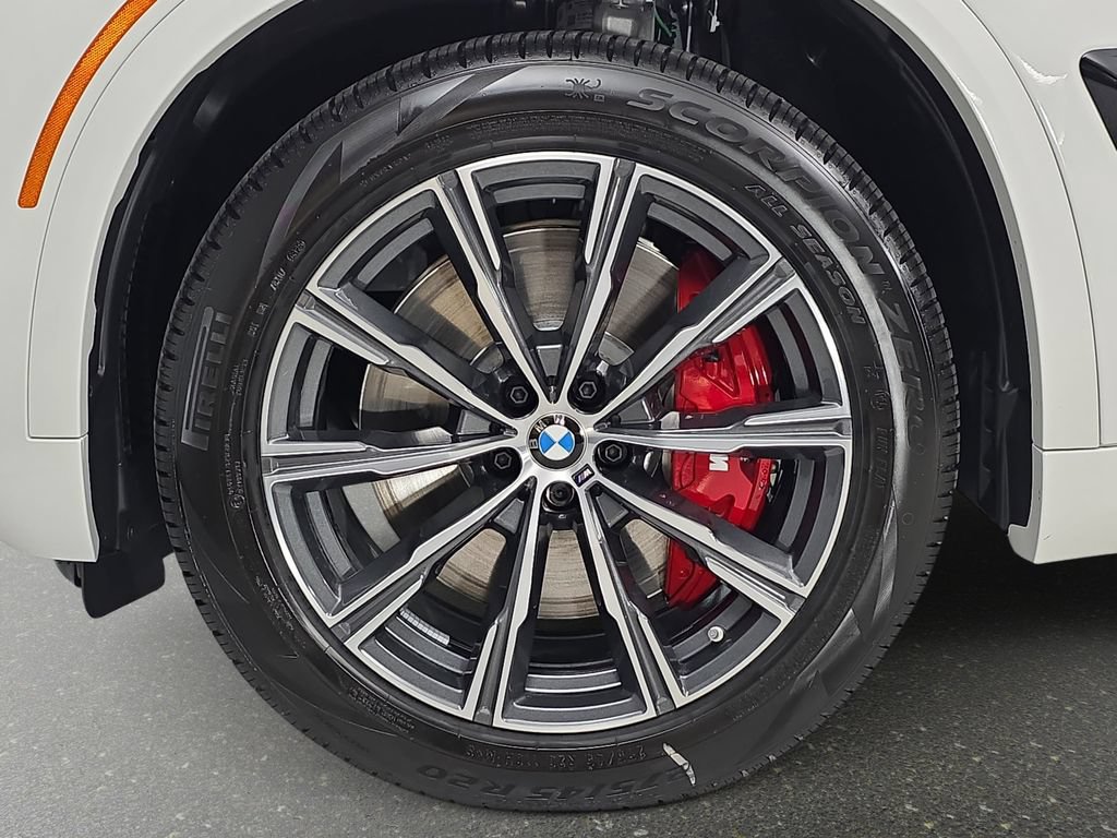 New 2026 BMW X5 xDrive50e w/ M Sport Package AWD/4WD image 32