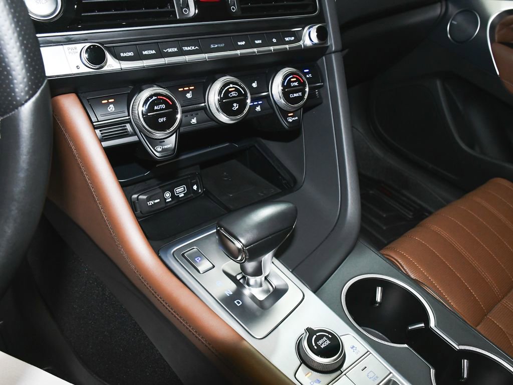 Used 2020 Genesis G70 3.3T w/ Prestige Package image 42