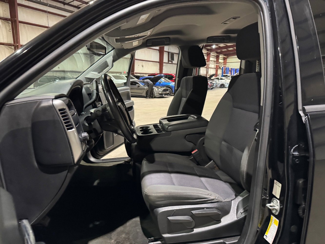 Used 2018 Chevrolet Silverado 1500 LT RWD image 14