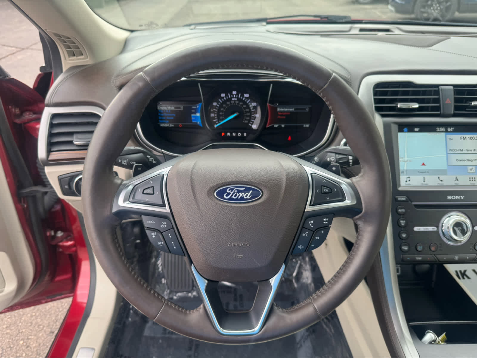 Used 2018 Ford Fusion Platinum FWD image 21