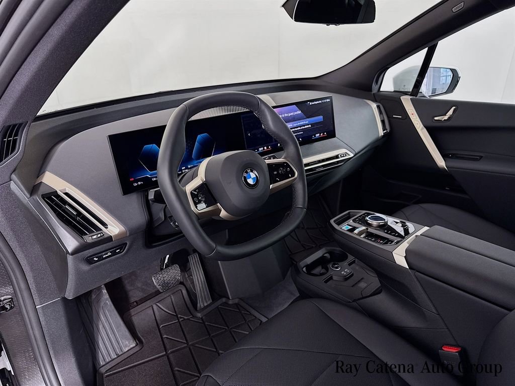 Used 2026 BMW iX xDrive45 image 9
