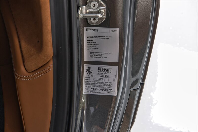 Used 2013 Ferrari 458 Italia Coupe RWD image 43