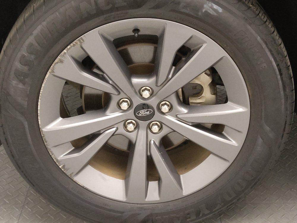 Used 2021 Ford Explorer XLT w/ Equipment Group 202A image 31