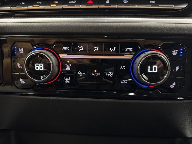 New 2026 Chevrolet Silverado 1500 LTZ w/ LTZ Premium Package image 20