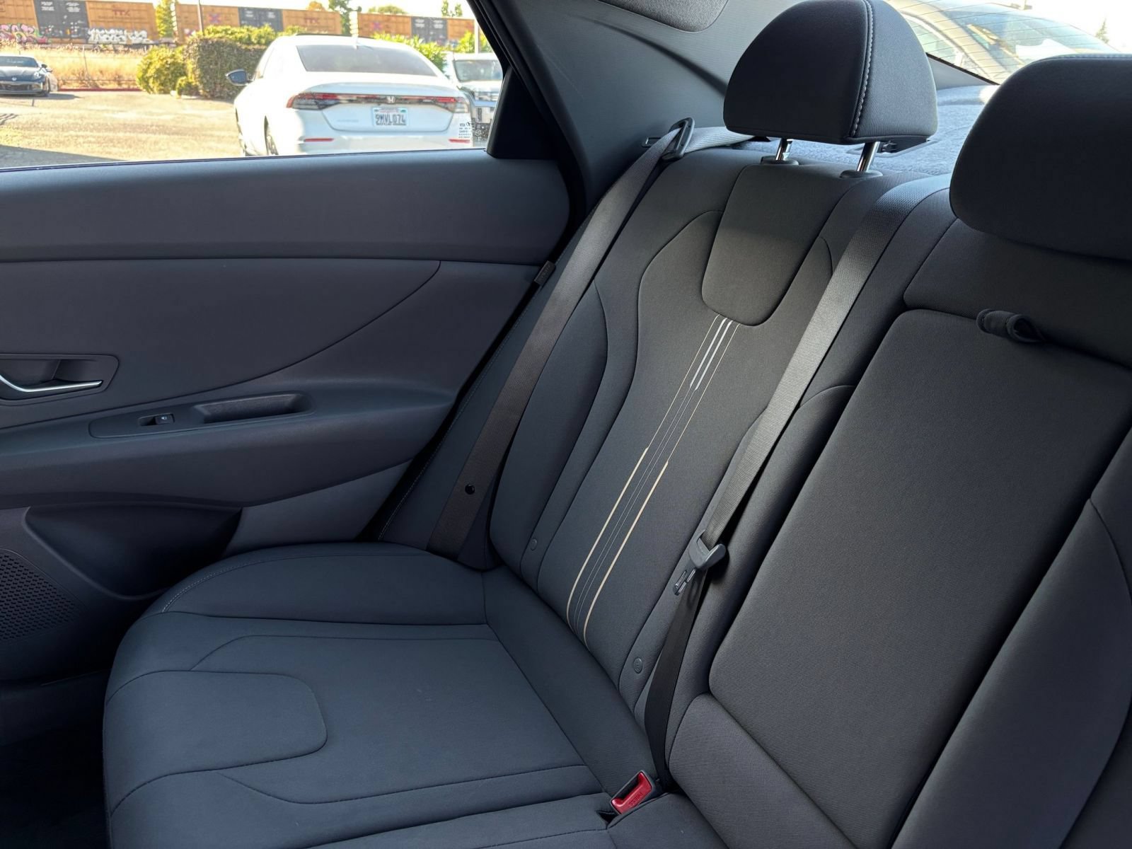 Used 2025 Hyundai Elantra SEL FWD image 40