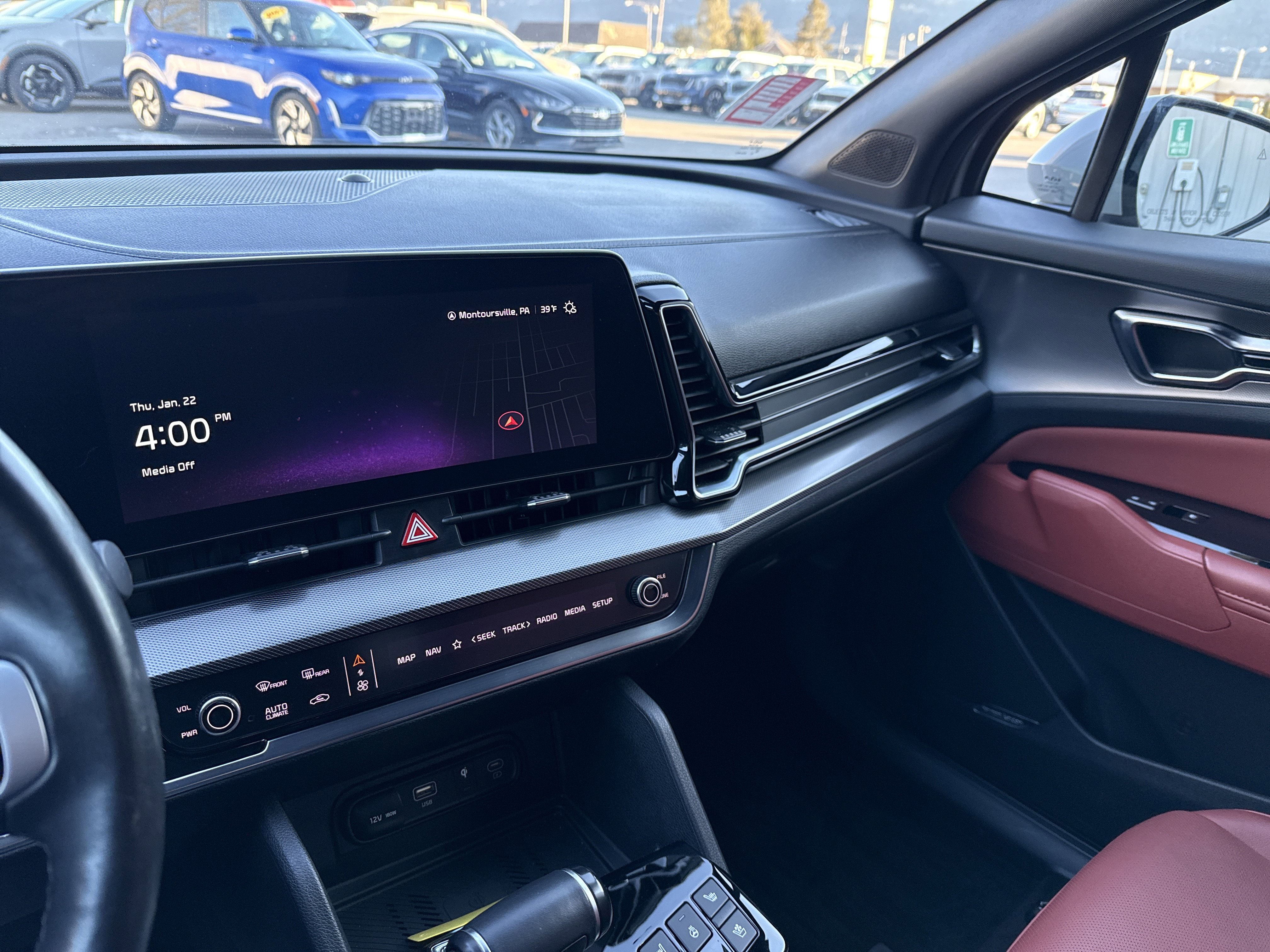 Certified 2024 Kia Sportage SX image 22