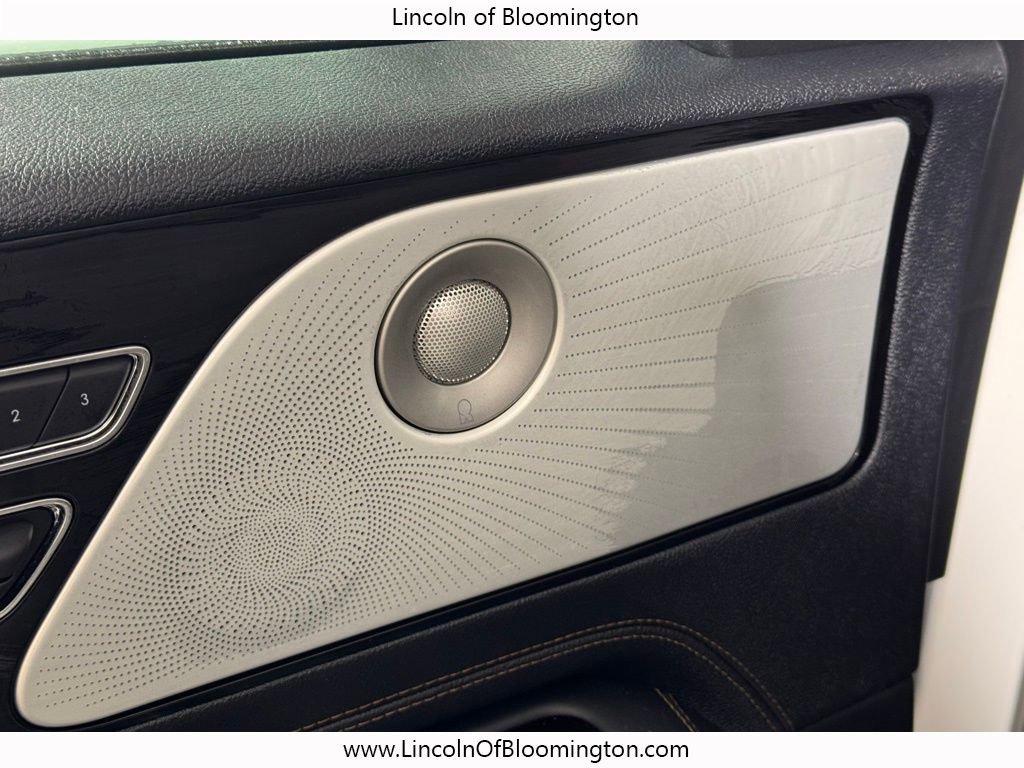 Certified 2025 Lincoln Aviator Black Label image 20