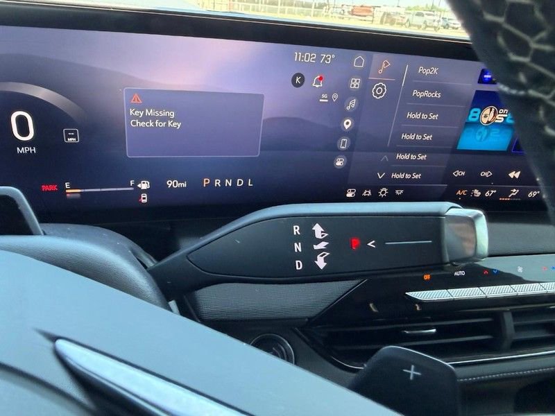 Used 2025 Buick Enclave Sport Touring w/ Super Cruise Package FWD image 15