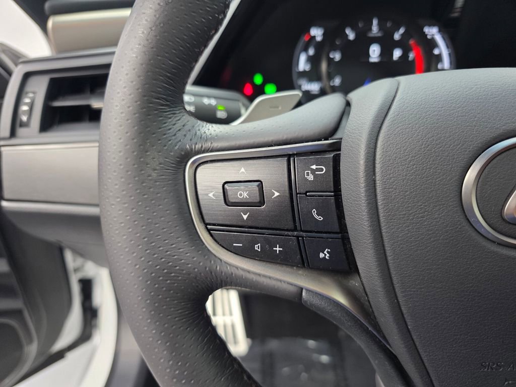 Used 2023 Lexus ES 350 F Sport w/ Accessory Package (Z2) FWD image 20