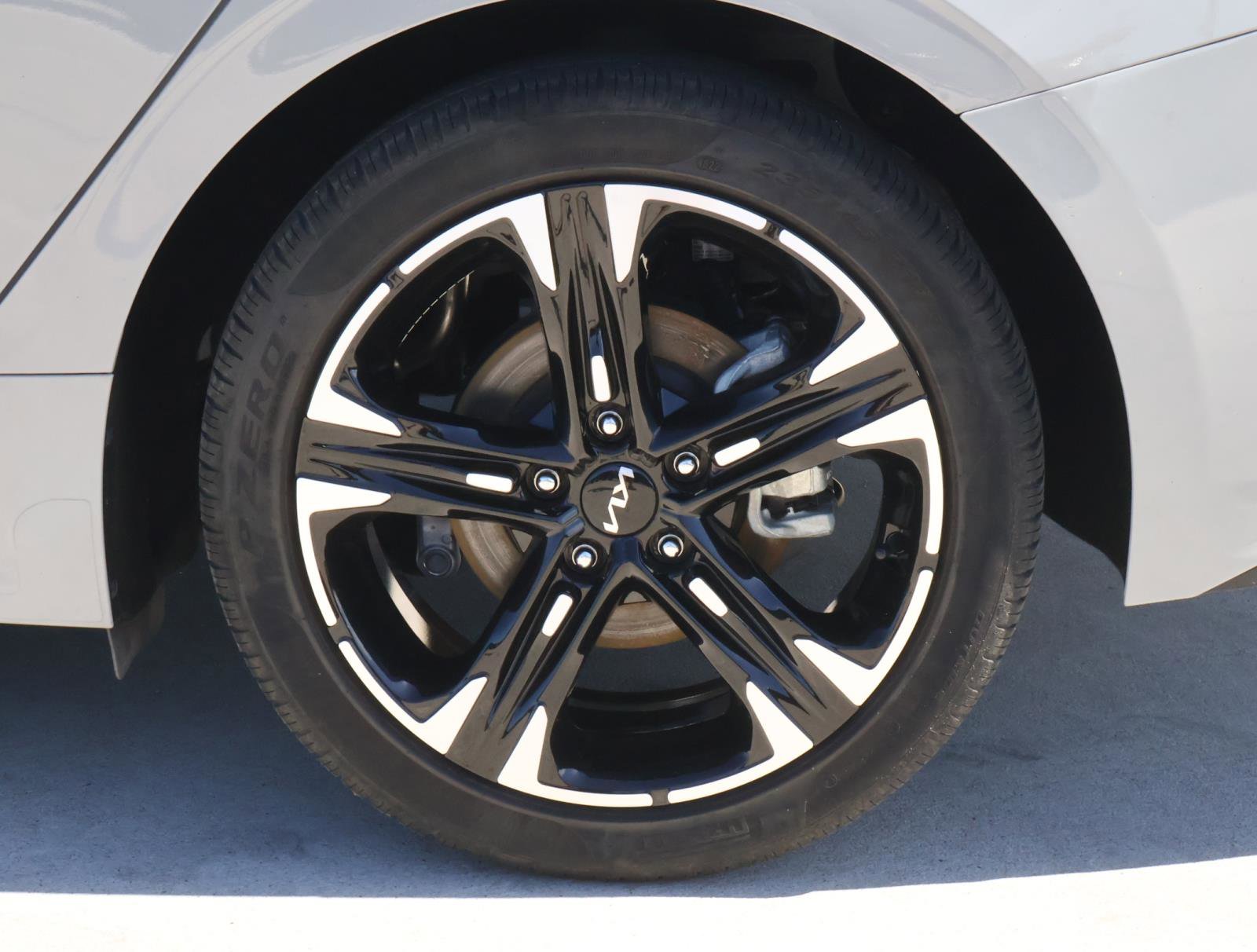 Used 2023 Kia K5 GT-Line image 8