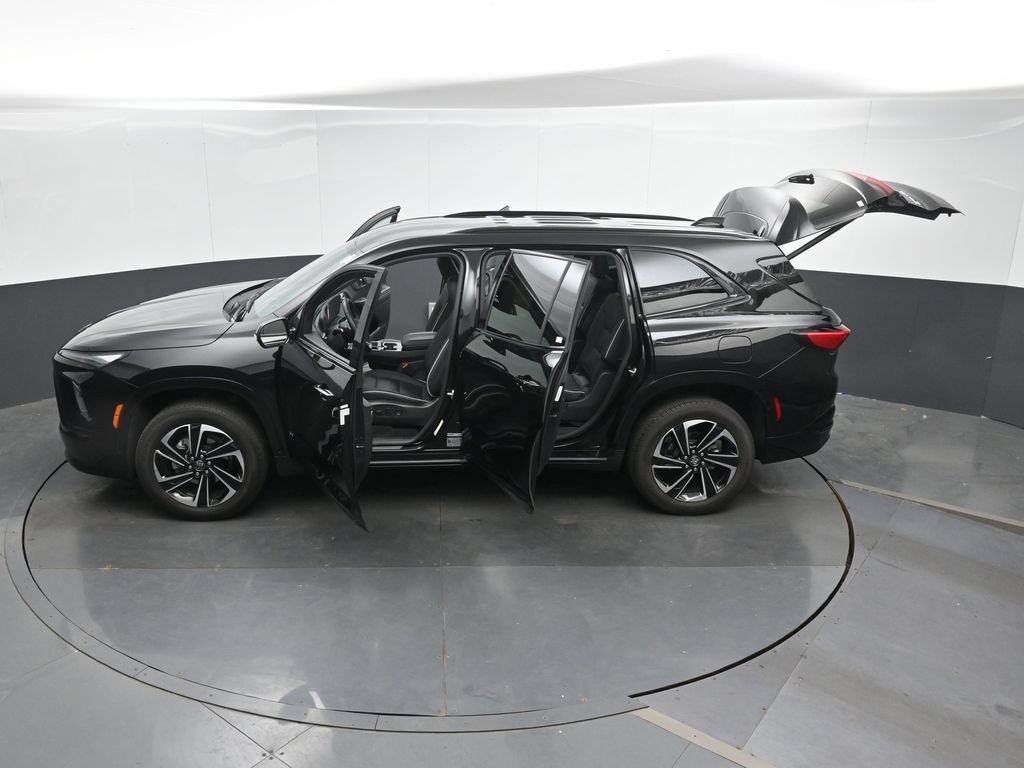 Used 2025 Buick Enclave Sport Touring AWD/4WD image 52