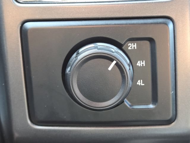 Used 2018 Ford F150 XLT w/ Equipment Group 302A Luxury AWD/4WD image 30