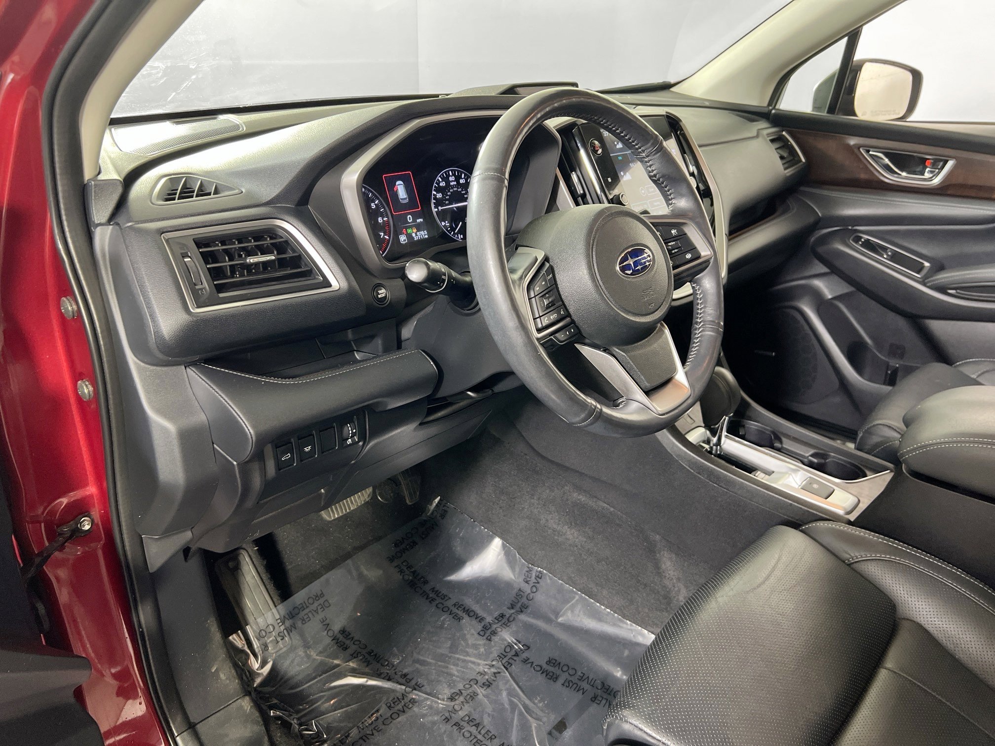Used 2023 Subaru Ascent Touring AWD/4WD image 9