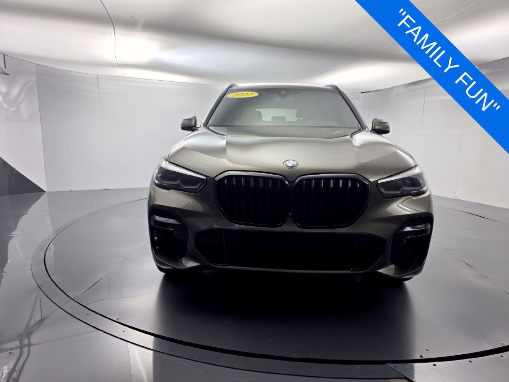 Used 2022 BMW X5 sDrive40i w/ M Sport Package RWD image 2