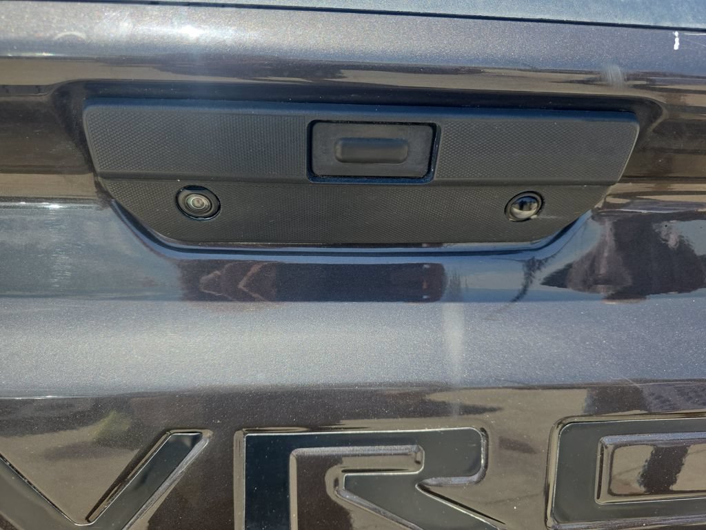Used 2021 Chevrolet Silverado 1500 RST w/ Bed Protection Package AWD/4WD image 13