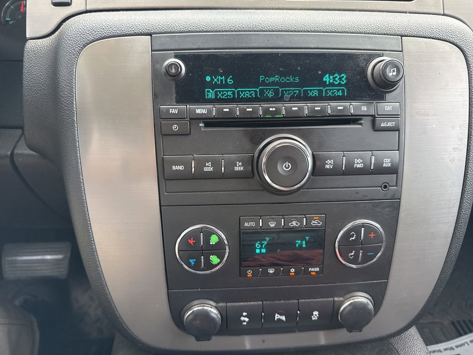 Used 2013 Chevrolet Silverado 2500 LTZ w/ LTZ Plus Package image 15