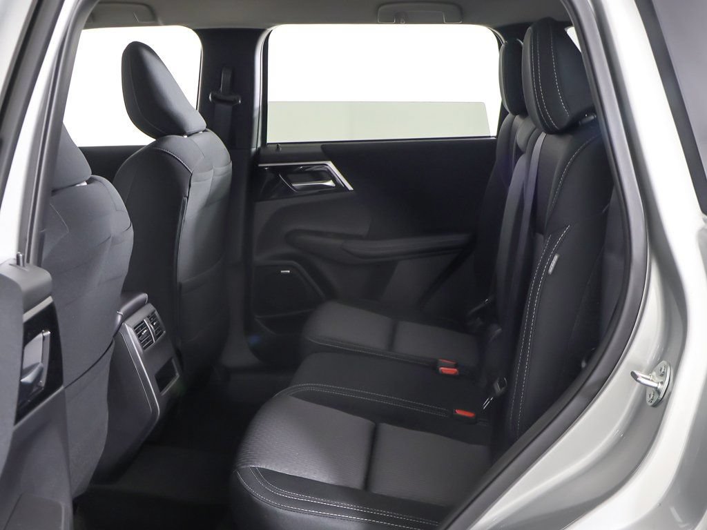 New 2026 Mitsubishi Outlander ES AWD/4WD image 30