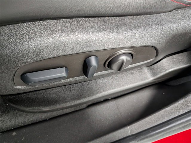 Used 2022 Chevrolet Equinox RS image 11