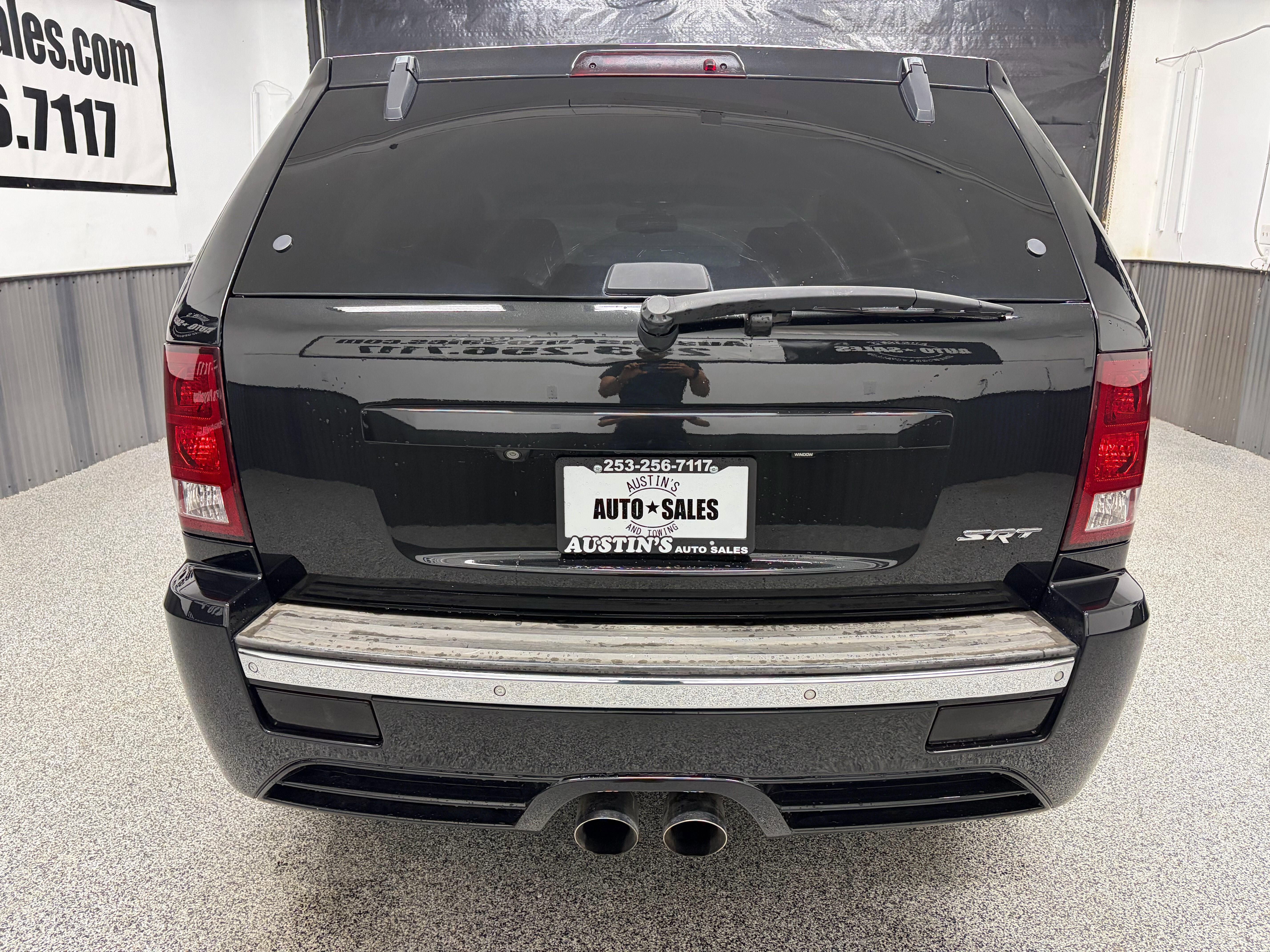 Used 2008 Jeep Grand Cherokee SRT8 w/ SRT Option Group II AWD/4WD image 4