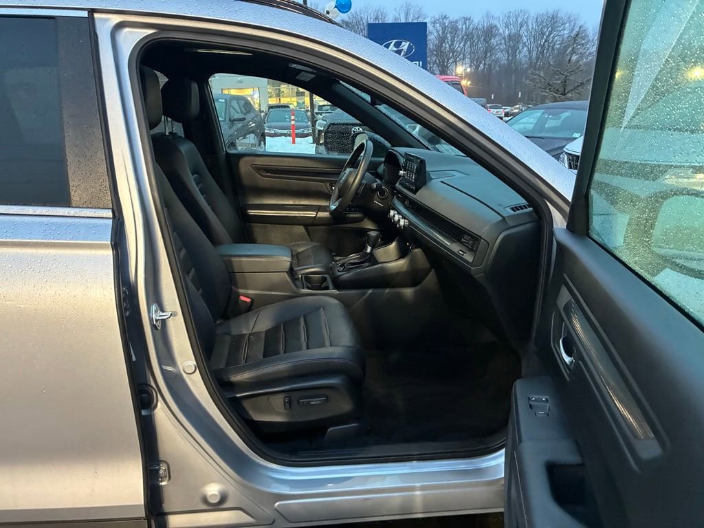 Used 2025 Honda CR-V Sport-L image 17