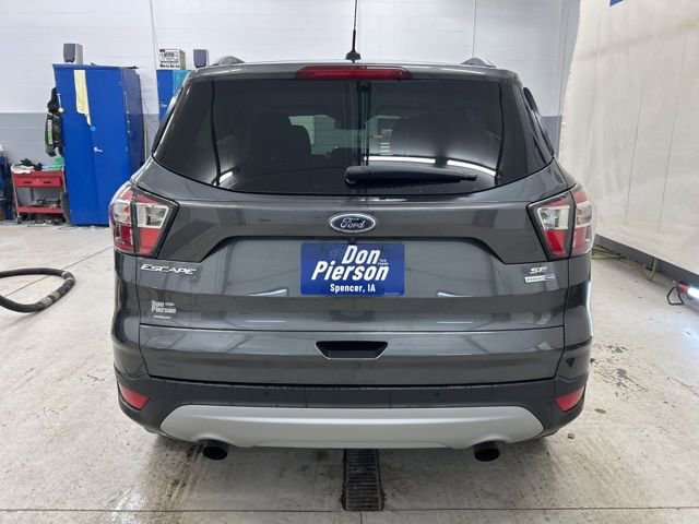 Used 2017 Ford Escape SE w/ Equipment Group 201A image 5