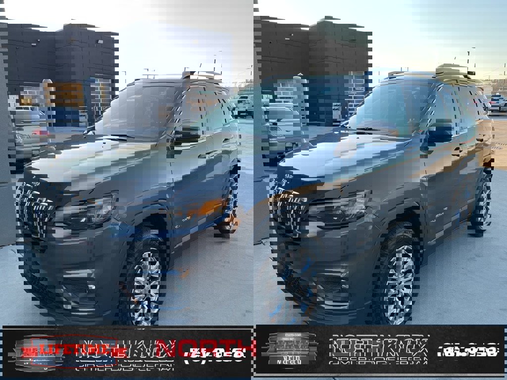 Used 2019 Jeep Cherokee Latitude Plus w/ Cold Weather Group