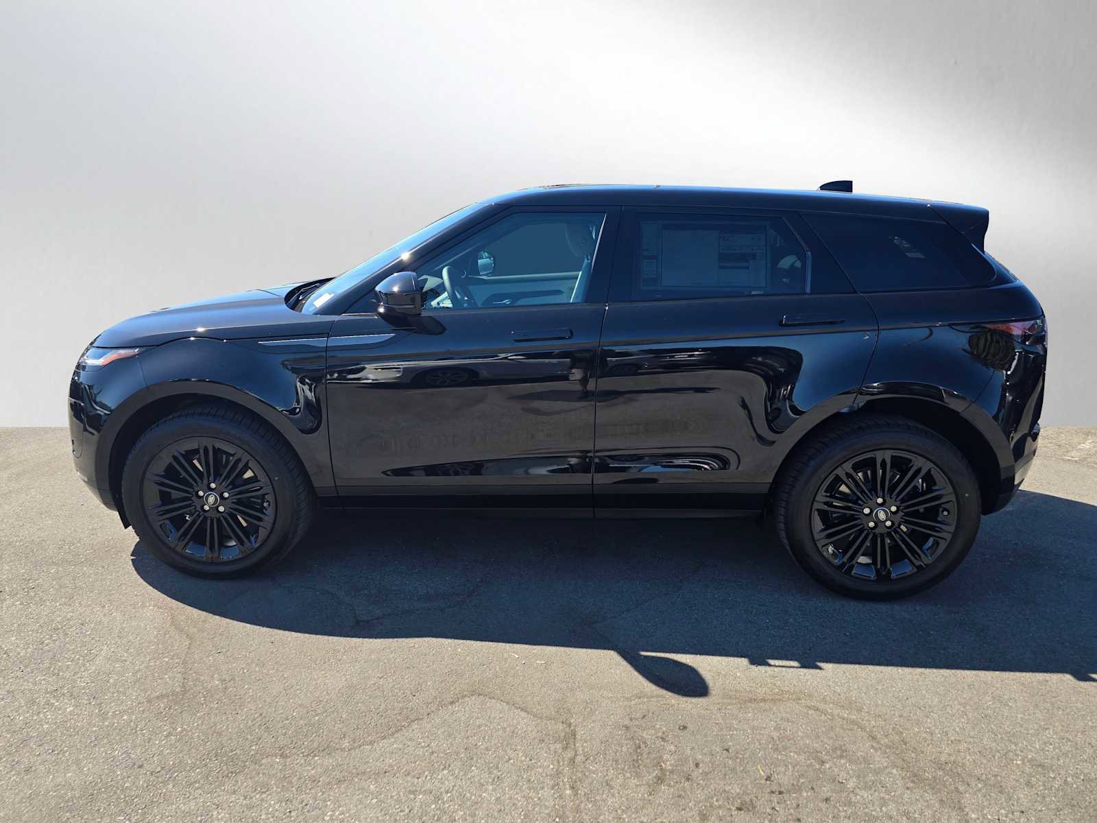 New 2026 Land Rover Range Rover Evoque S image 6