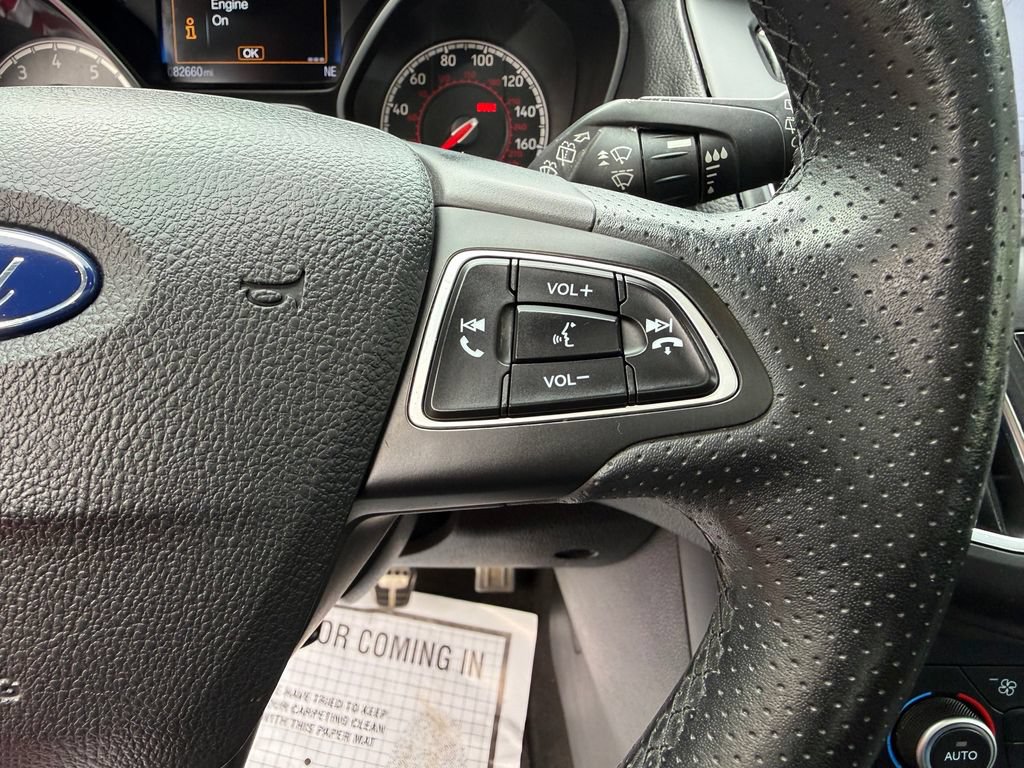 Used 2017 Ford Focus ST w/ Equipment Group 402A FWD image 19