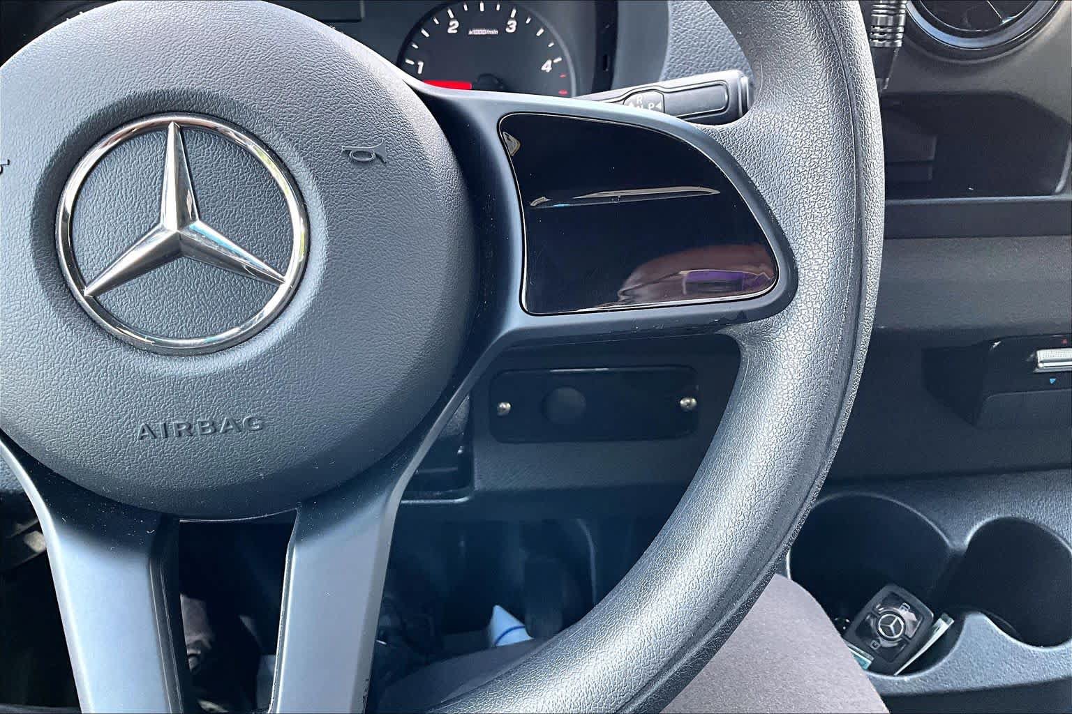 Used 2020 Mercedes-Benz Sprinter 2500 image 24
