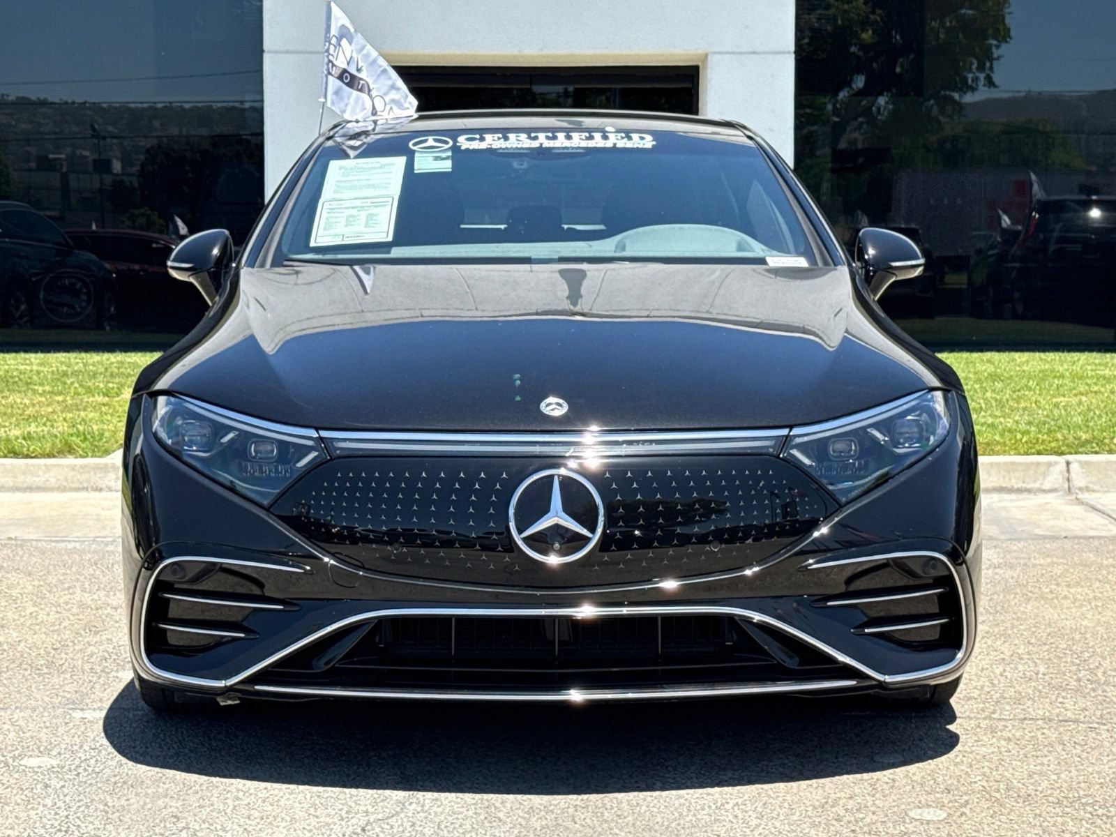 Used 2022 Mercedes-Benz EQS 580 4MATIC Sedan image 5