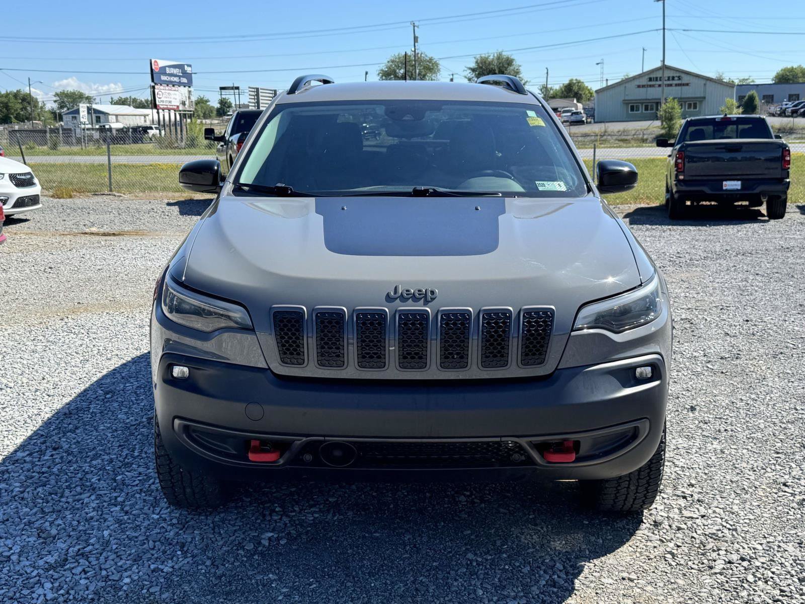 Used 2022 Jeep Cherokee Trailhawk AWD/4WD image 28