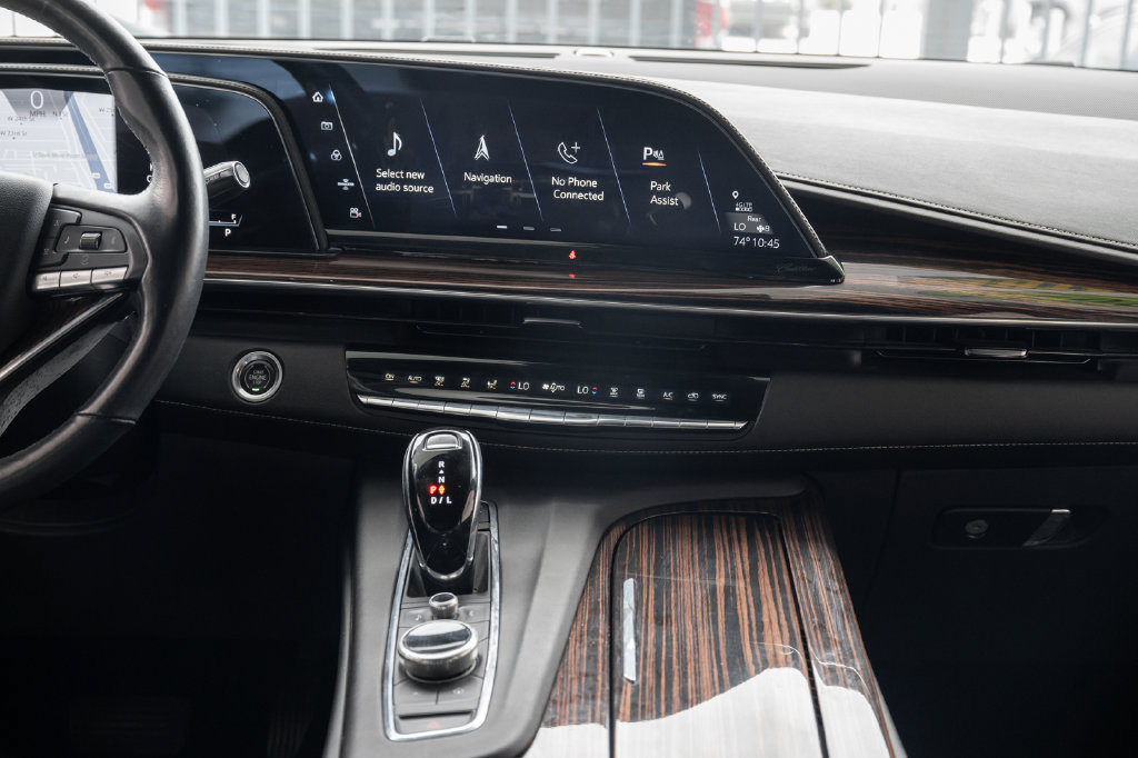 Used 2023 Cadillac Escalade ESV Luxury RWD image 30