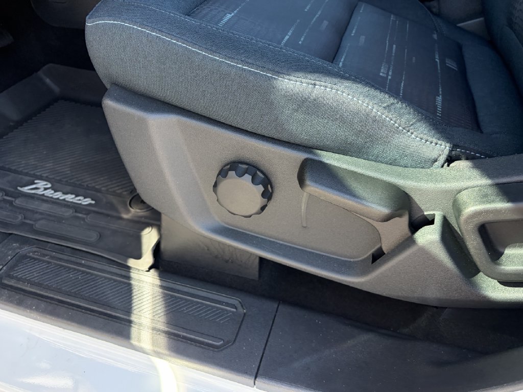 Used 2026 Ford Bronco Heritage Edition AWD/4WD image 13